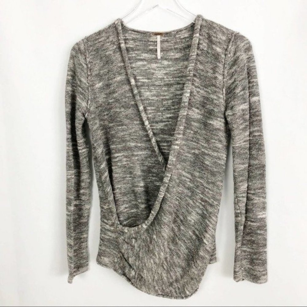 Free People Cream & Grey Wrap Twist Long Sleeve V-Necks Sweater Size Medium